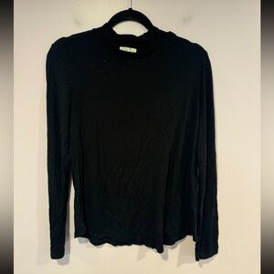 Black‎ Mock neck Maurice’s soft long sleeve